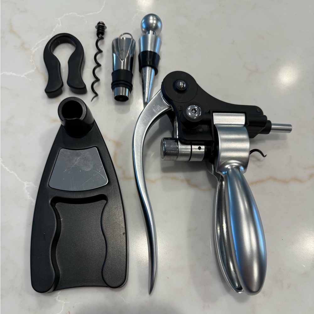 🐰🍷🍾 Rabbit Wine Bottle Opener Corkscrew Set: foil cutter, stopper, extra spiral